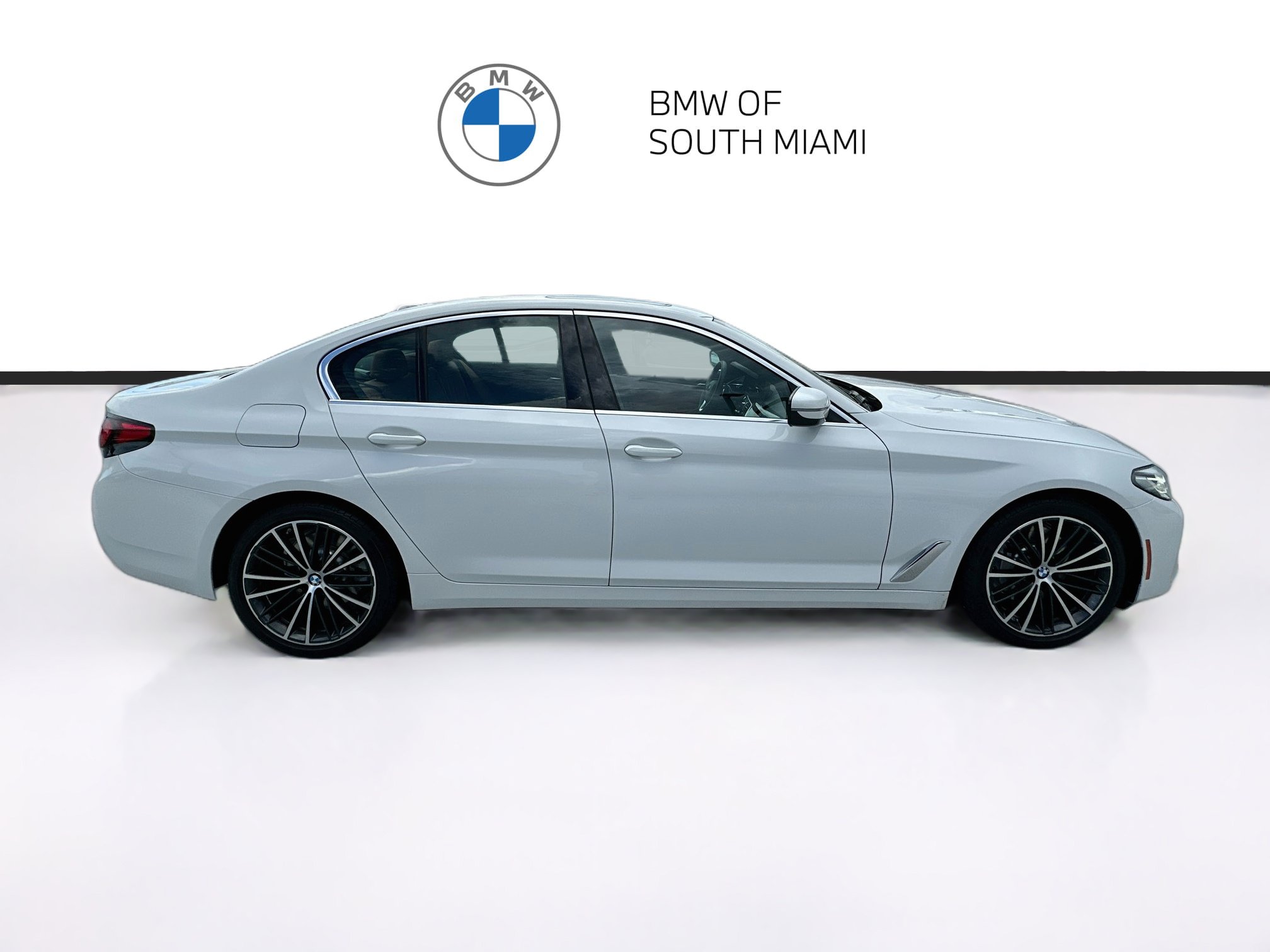 Used 2023 BMW 530i w/ Premium Package RWD image 8