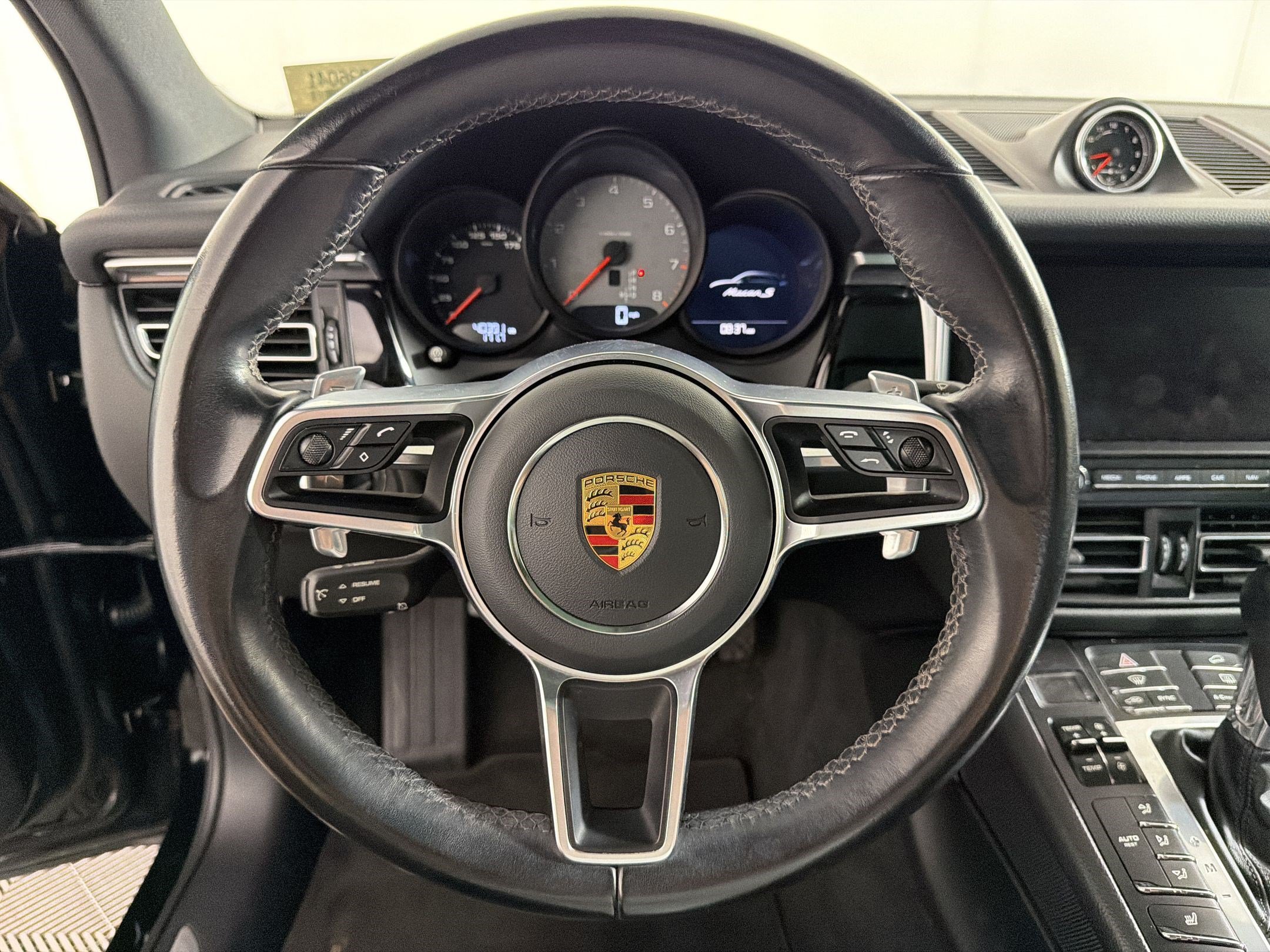 Used 2021 Porsche Macan S AWD/4WD image 18