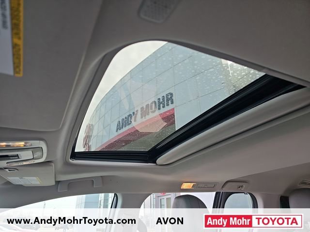 Used 2022 Toyota Sienna XLE w/ XLE Plus Package image 27