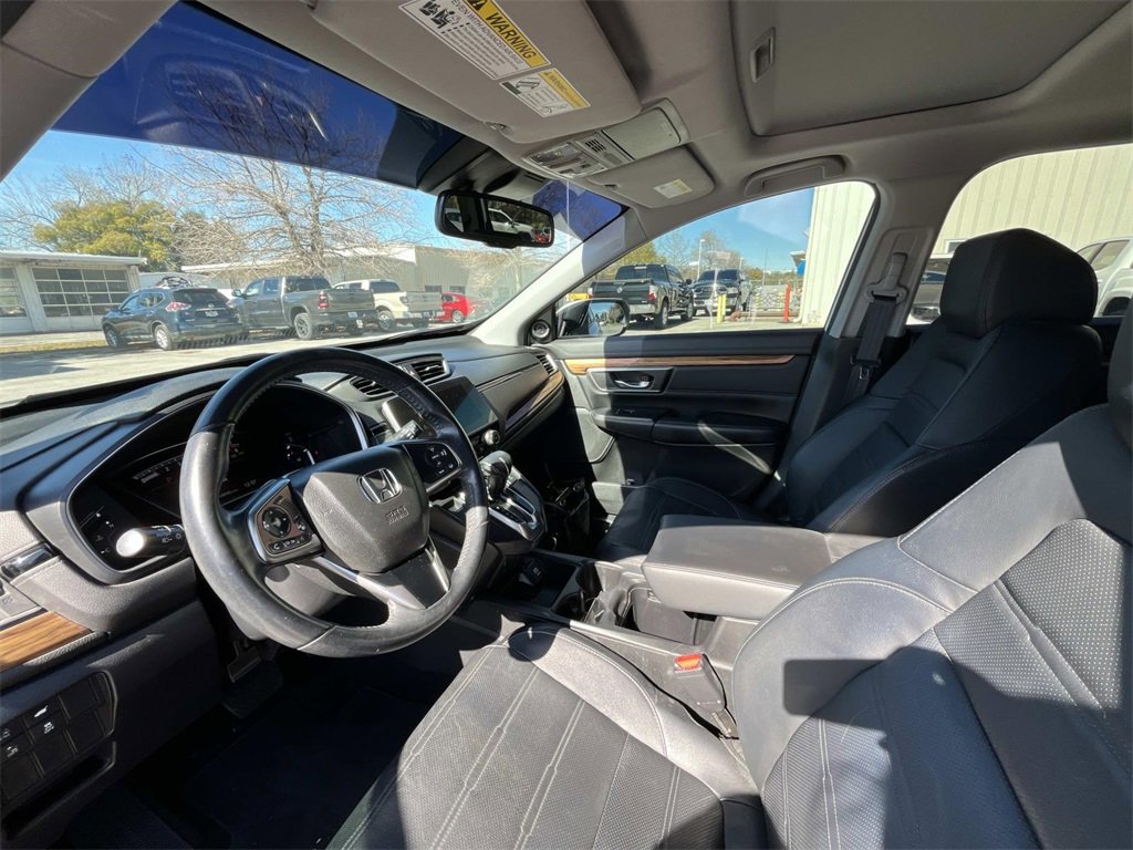 Used 2018 Honda CR-V Touring image 9