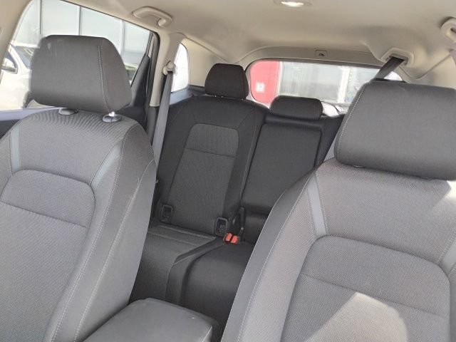 Used 2025 Honda CR-V LX image 14