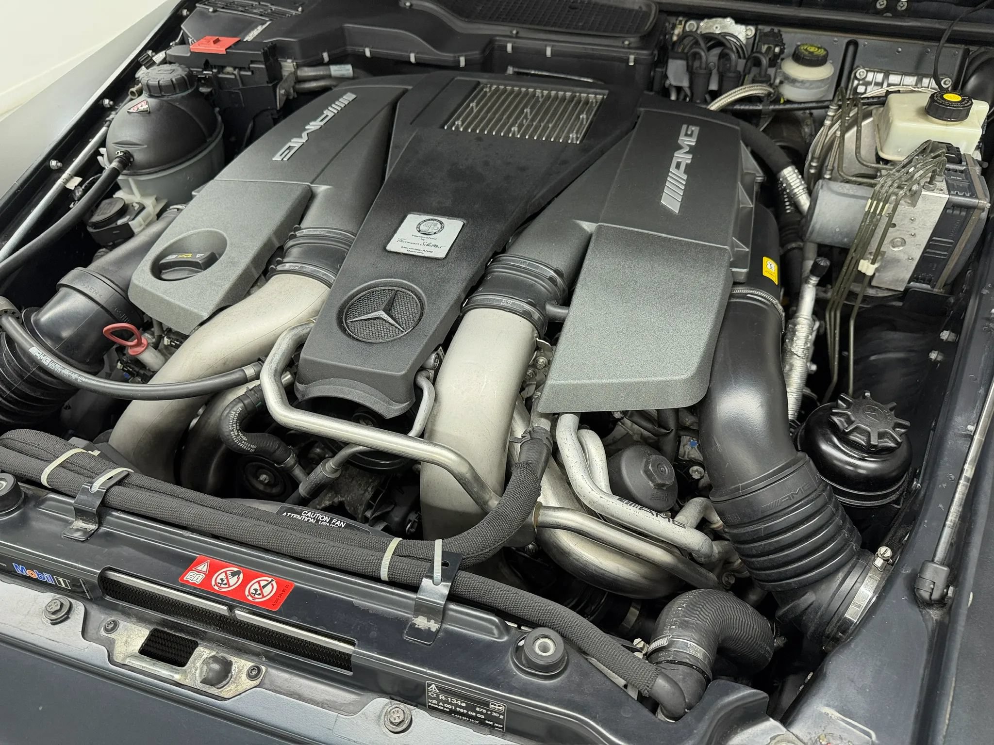Used 2014 Mercedes-Benz G 63 AMG 4MATIC image 48