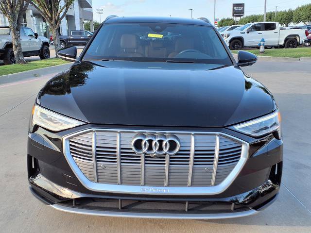Used 2022 Audi e-tron Premium Plus AWD/4WD image 25