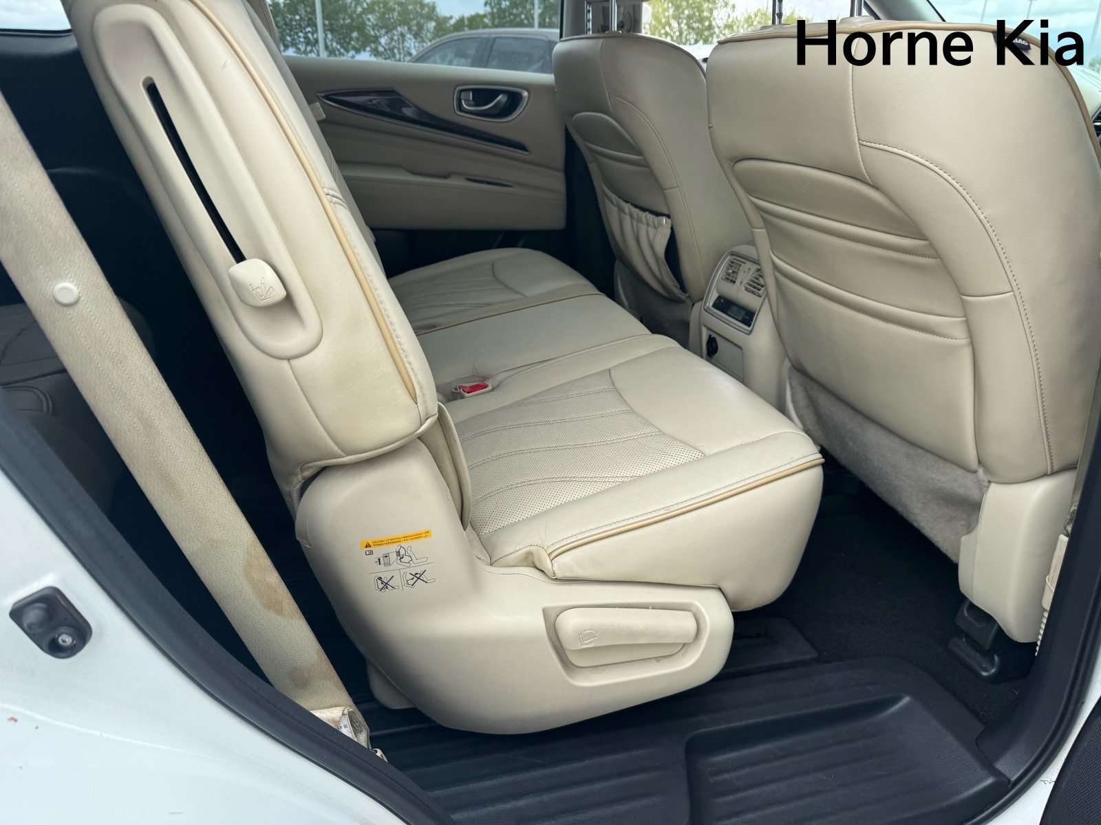 Used 2015 INFINITI QX60 FWD w/ Premium Plus Package image 30