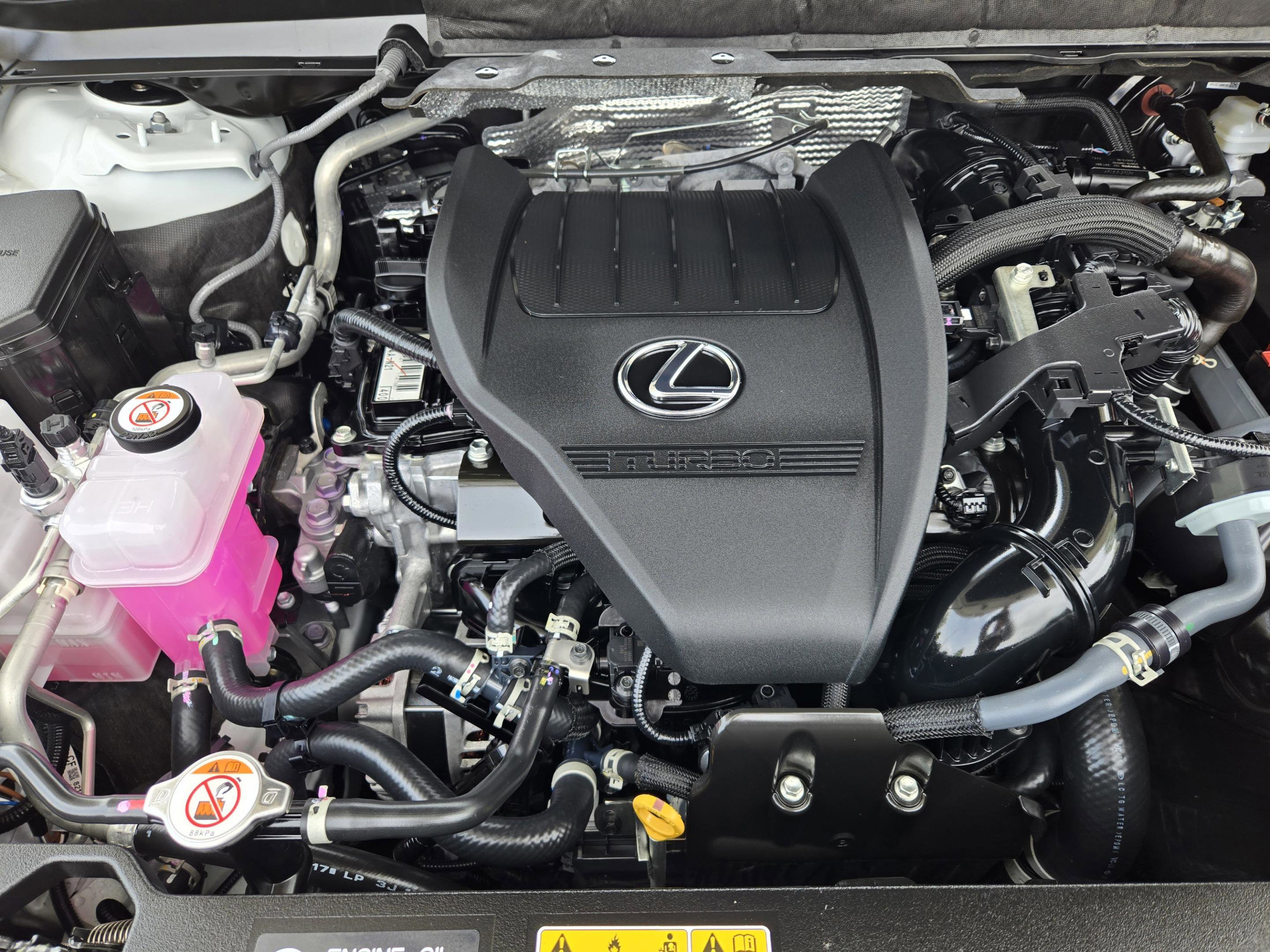 Certified 2025 Lexus RX 350 Premium w/ Accessory Package (Z1) FWD image 30