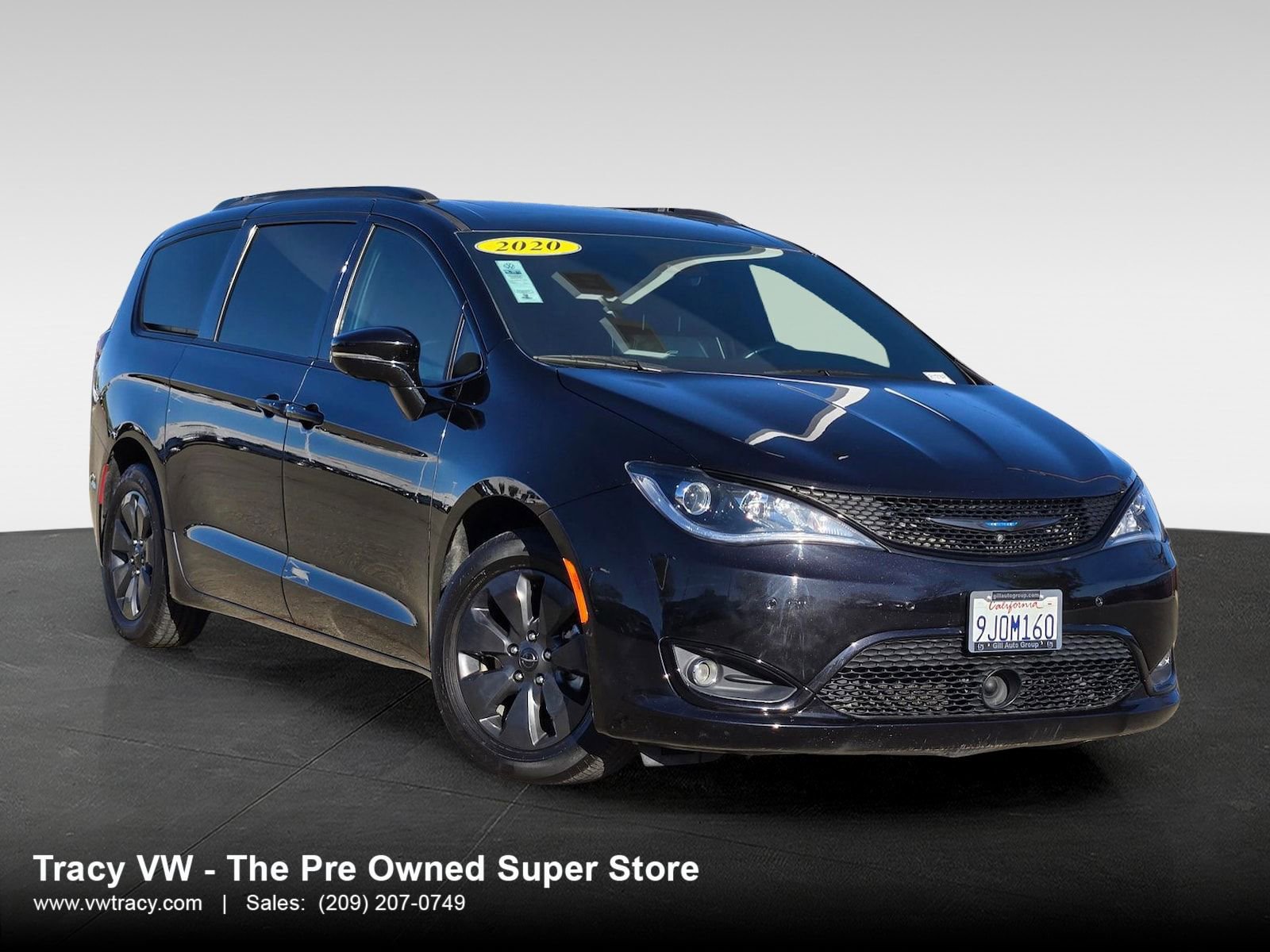 Used 2020 Chrysler Pacifica Limited w/ Advanced Safetytec Group