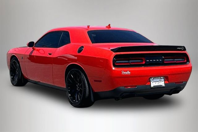 Used 2016 Dodge Challenger SRT Hellcat image 4