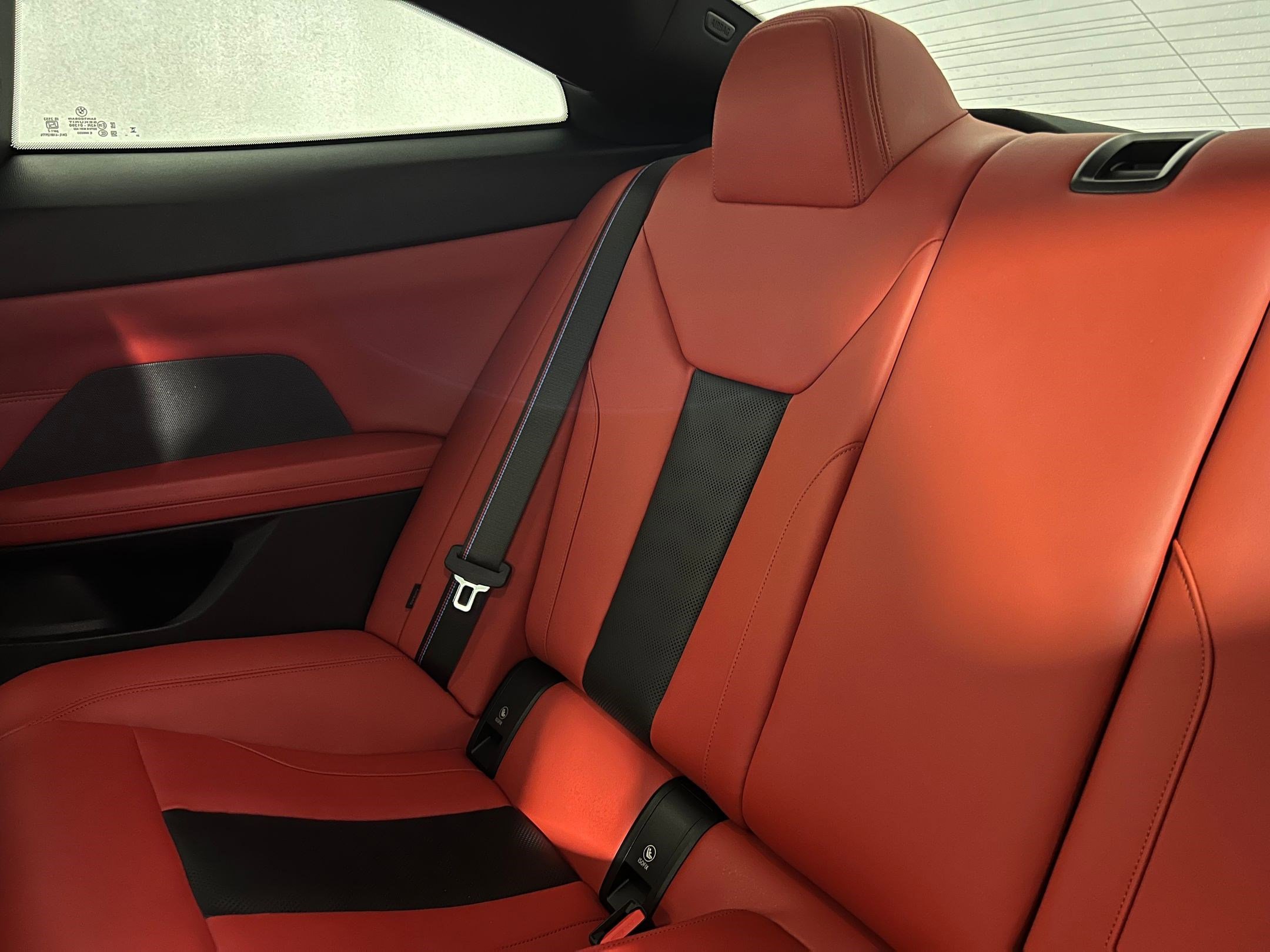 Used 2025 BMW M4 Coupe w/ Executive Package image 31