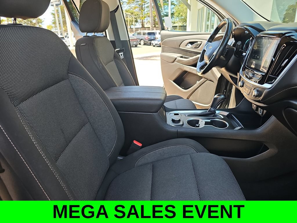 Used 2019 Chevrolet Traverse LT FWD image 10