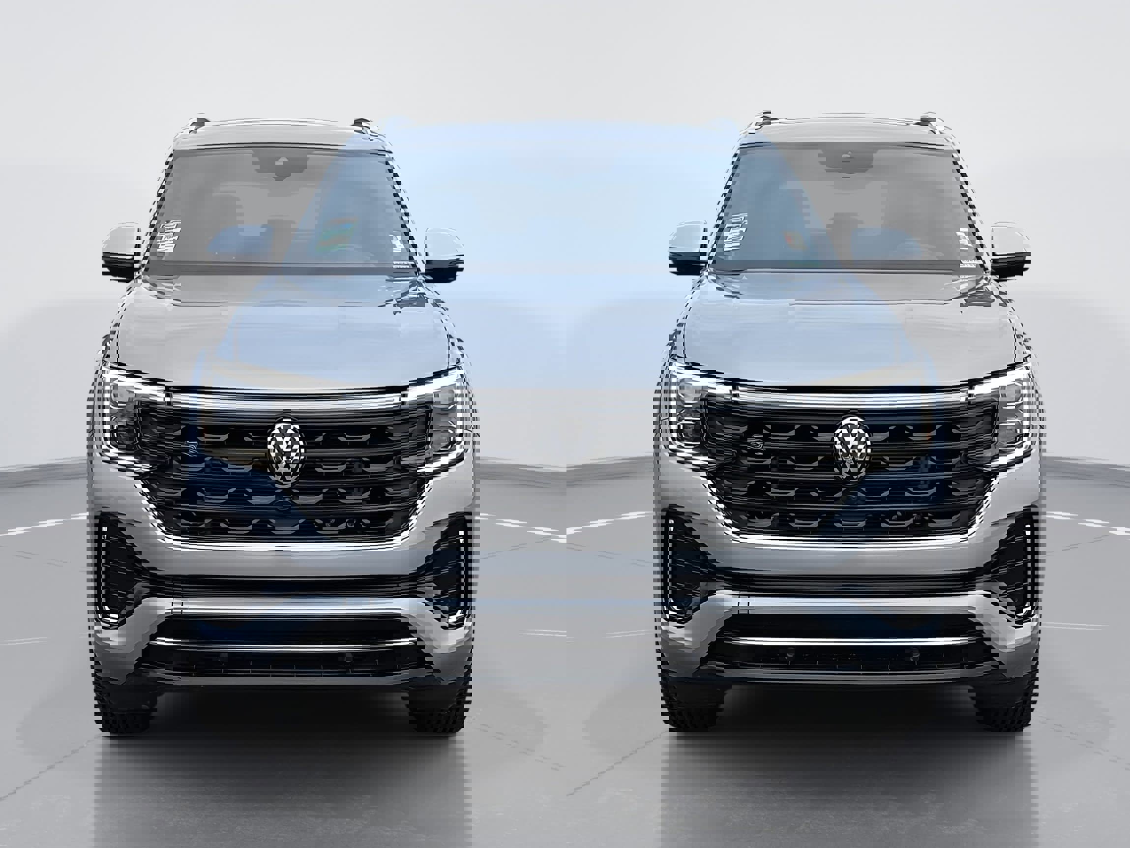 Used 2024 Volkswagen Atlas Cross Sport SEL Premium R-Line image 8