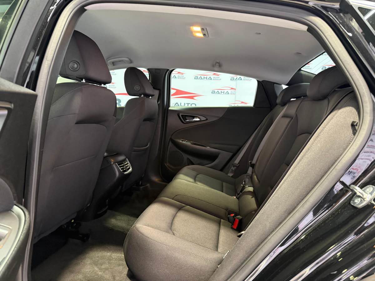 Used 2025 Chevrolet Malibu LT FWD image 31