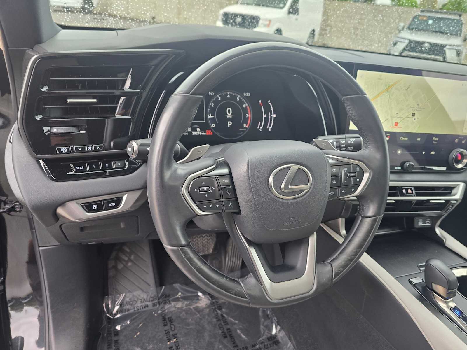 Used 2023 Lexus RX 350 Premium w/ Accessory Package AWD/4WD image 26