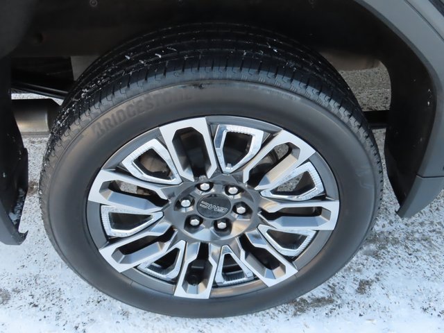 Used 2023 GMC Sierra 1500 Denali Ultimate image 16