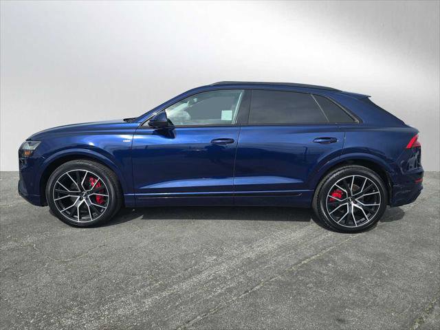 Used 2019 Audi Q8 Prestige w/ Luxury Package image 2
