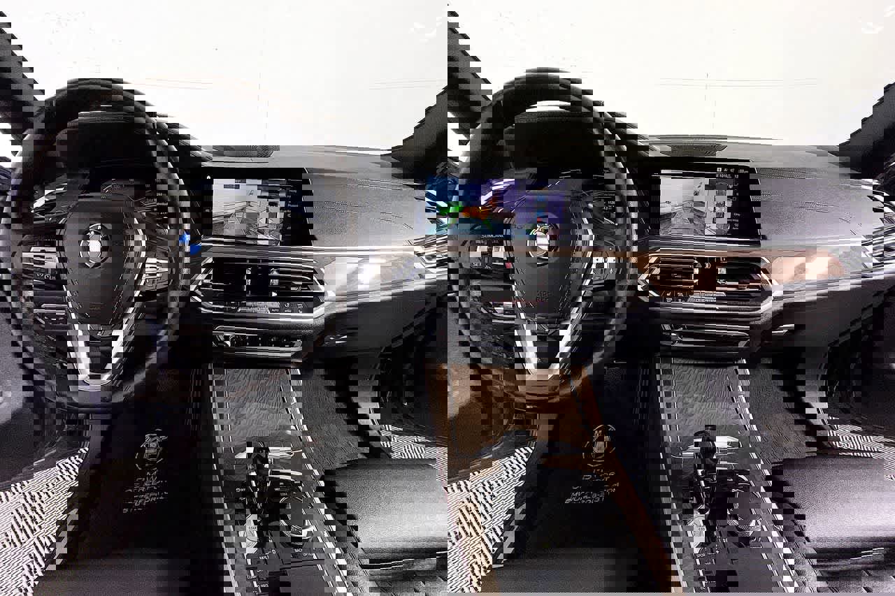 Used 2021 BMW X5 xDrive40i w/ Convenience Package image 14