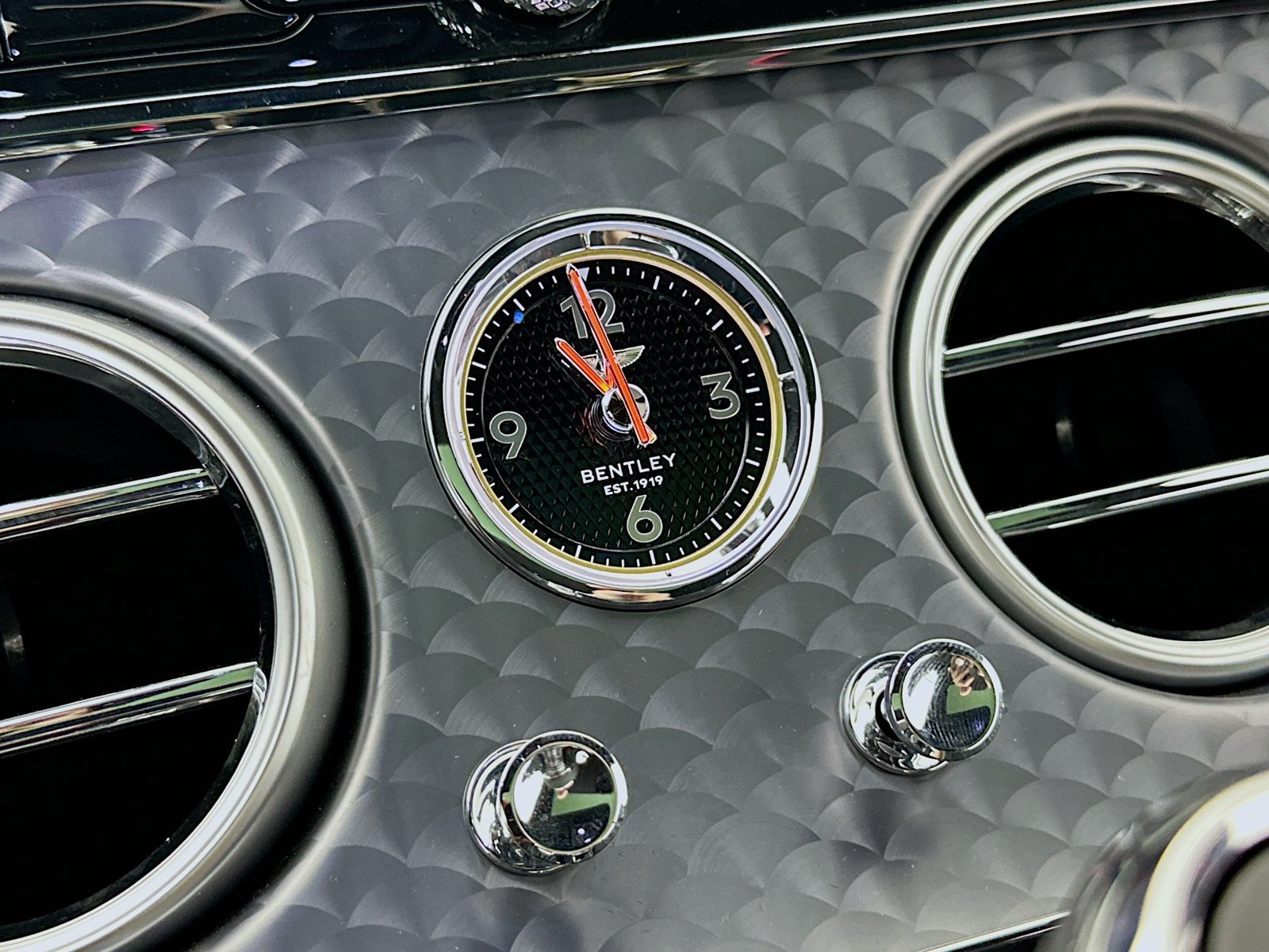 New 2025 Bentley Continental GT AWD/4WD image 28