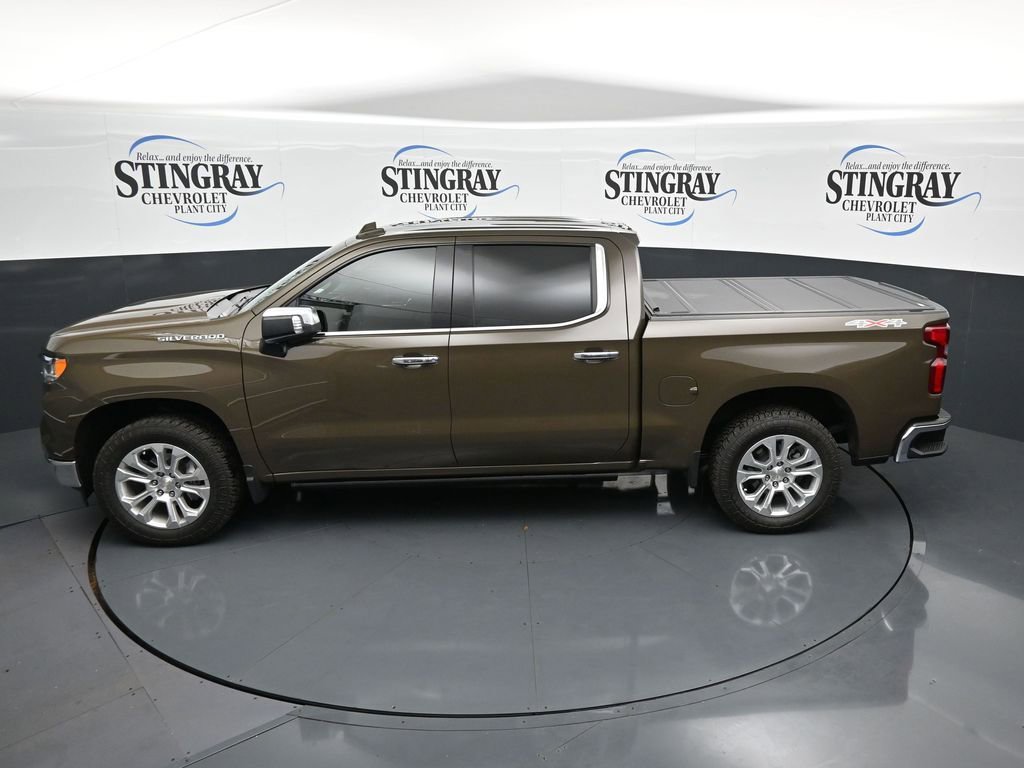 Used 2023 Chevrolet Silverado 1500 LTZ w/ Technology Package image 12