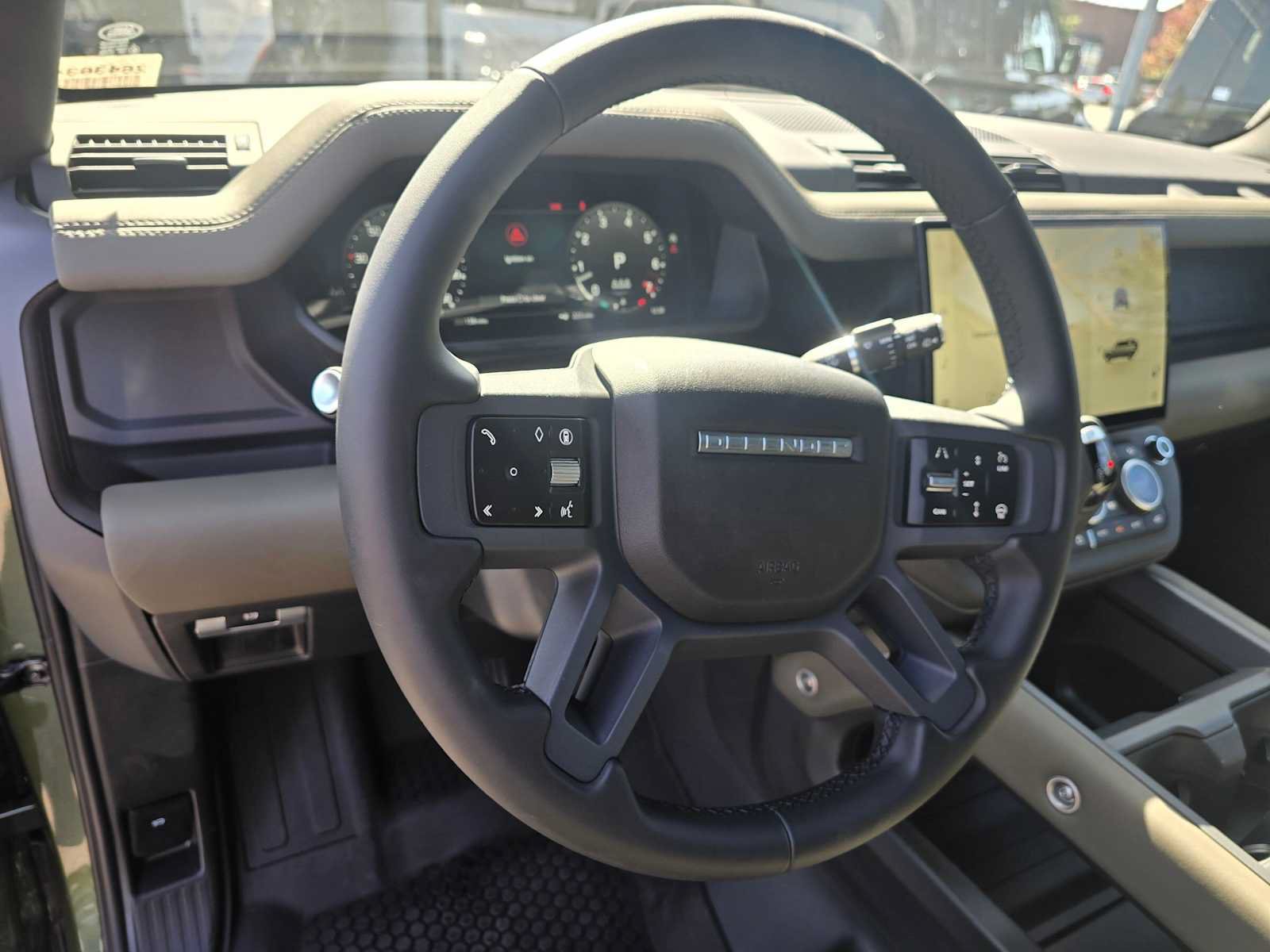New 2026 Land Rover Defender 110 X-Dynamic SE AWD/4WD image 24