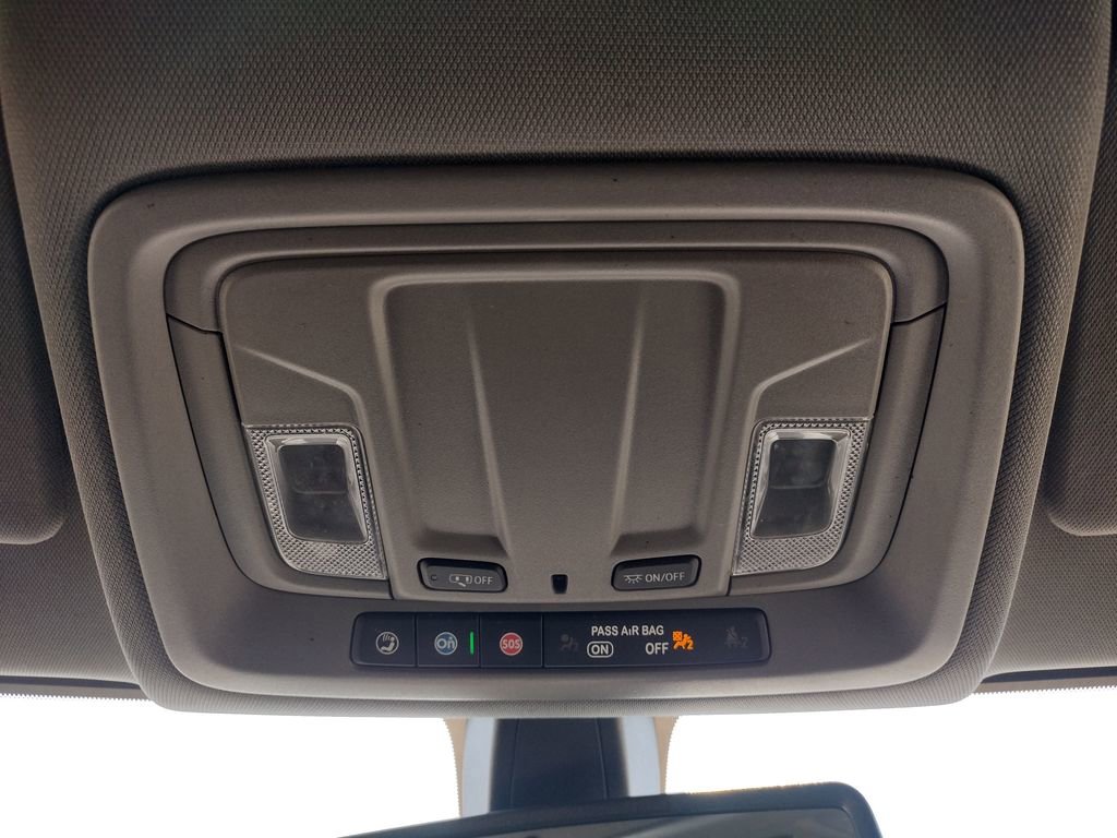 Used 2022 GMC Sierra 1500 SLT image 24