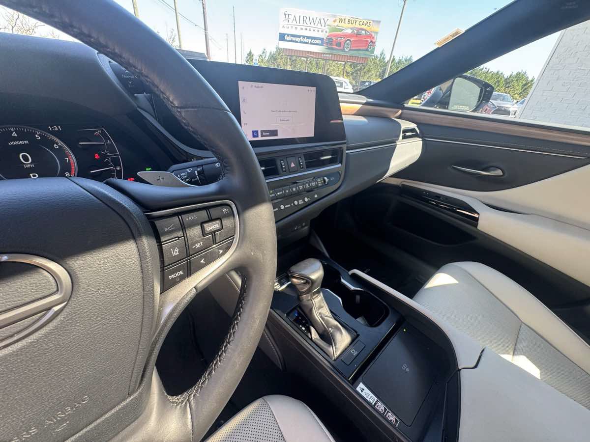 Used 2023 Lexus ES 350 w/ Premium Package FWD image 17