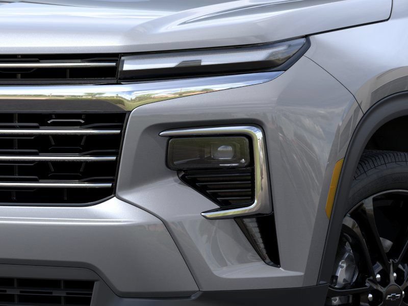 New 2027 Chevrolet Traverse LT w/ Driver Confidence Package FWD image 10