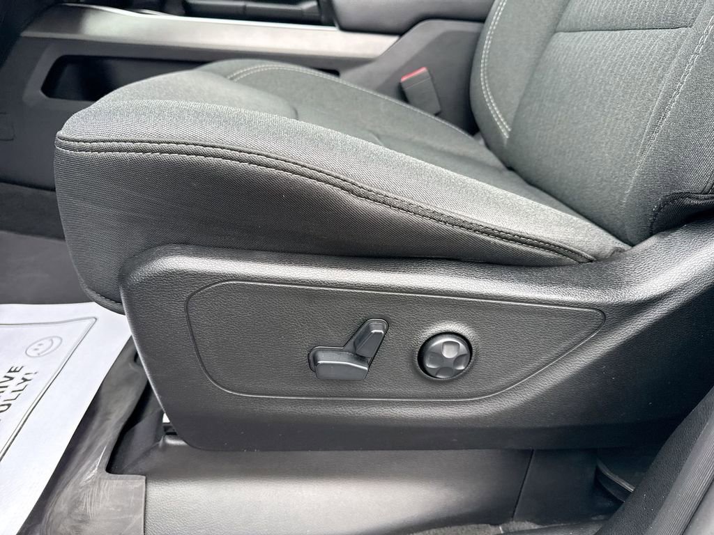 Used 2021 RAM 1500 Big Horn image 12