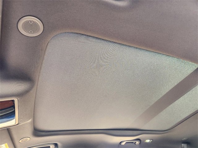 Used 2026 Jaguar F-PACE R-Dynamic S image 18