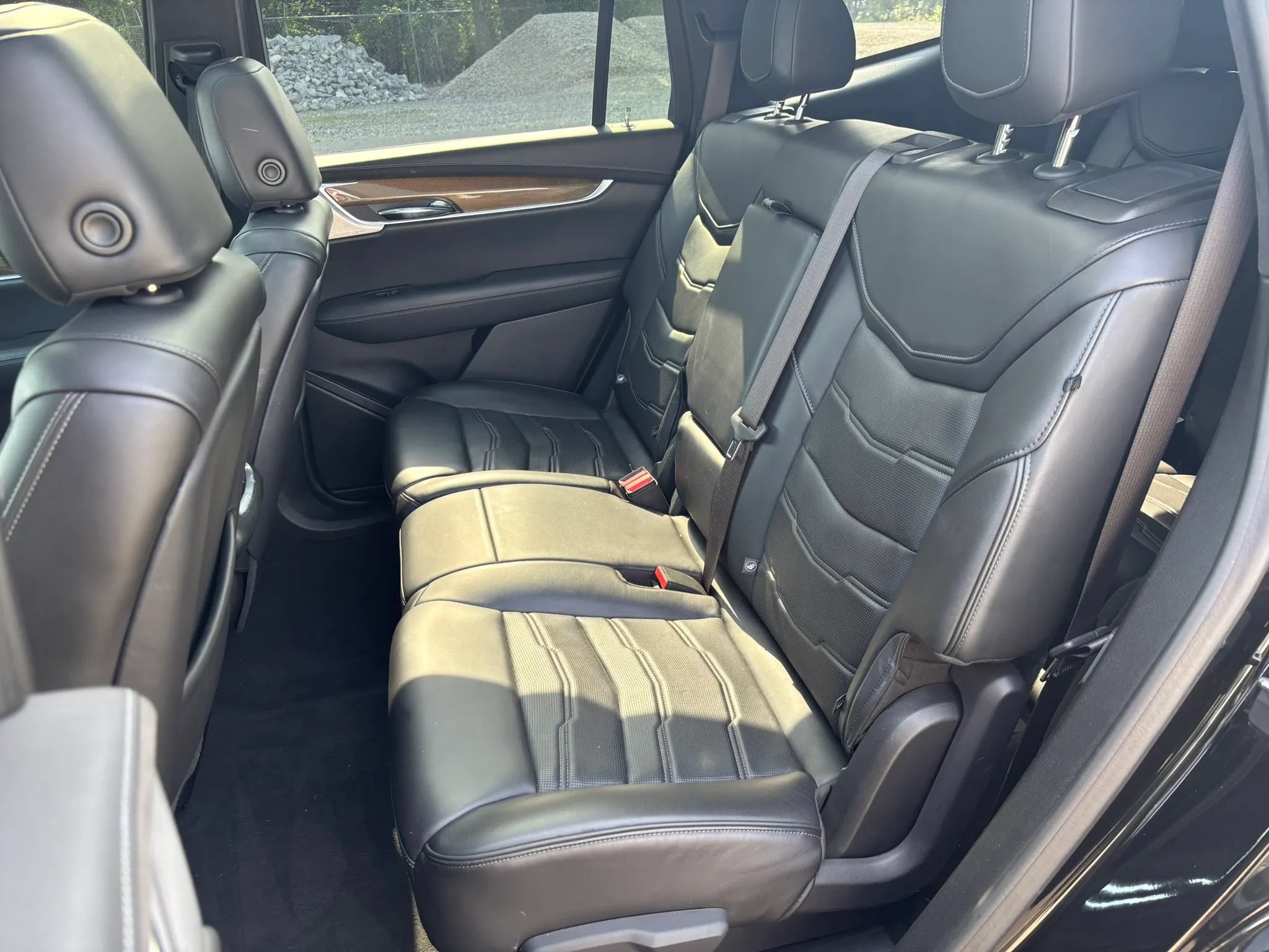 Used 2020 Cadillac XT6 Premium Luxury w/ Platinum Package FWD image 14