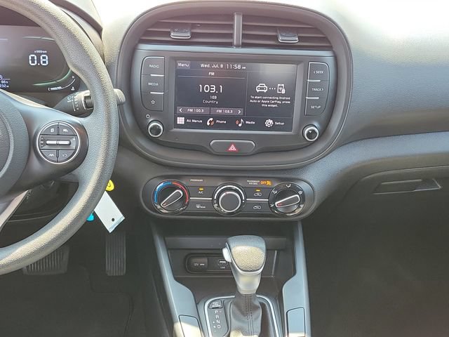 Used 2024 Kia Soul LX w/ Option Group 015 FWD image 22