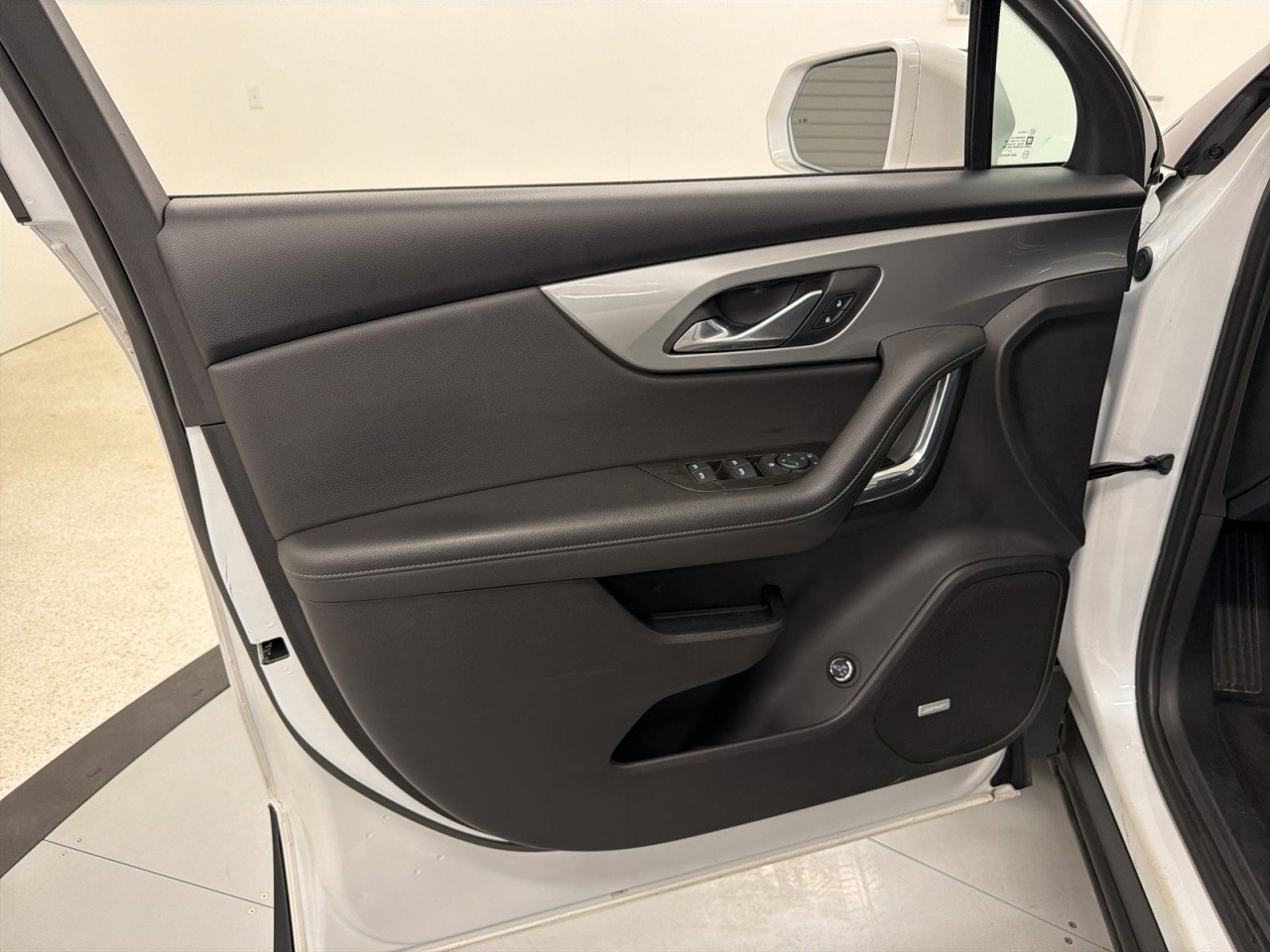 Used 2020 Chevrolet Blazer LT w/ Sound & Technology Package image 27