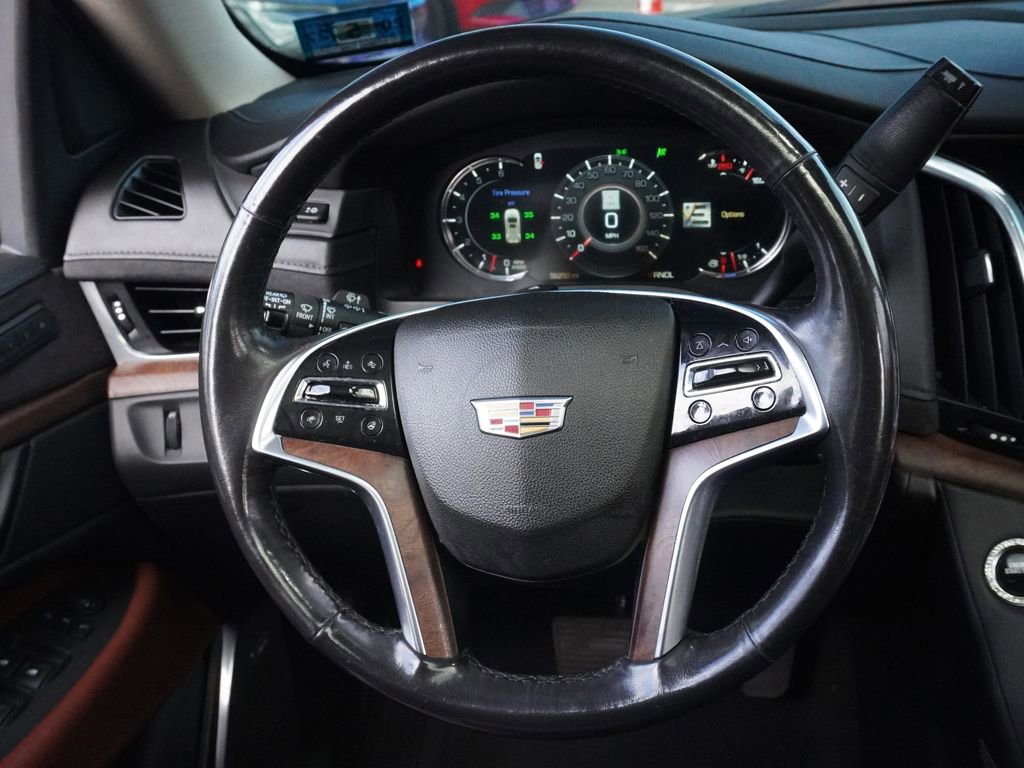 Used 2020 Cadillac Escalade Luxury w/ Escalade Sport Edition image 48