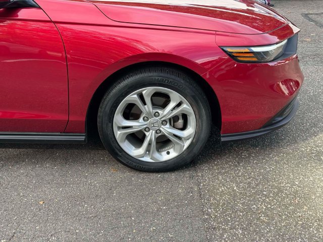 Used 2023 Honda Accord LX image 10