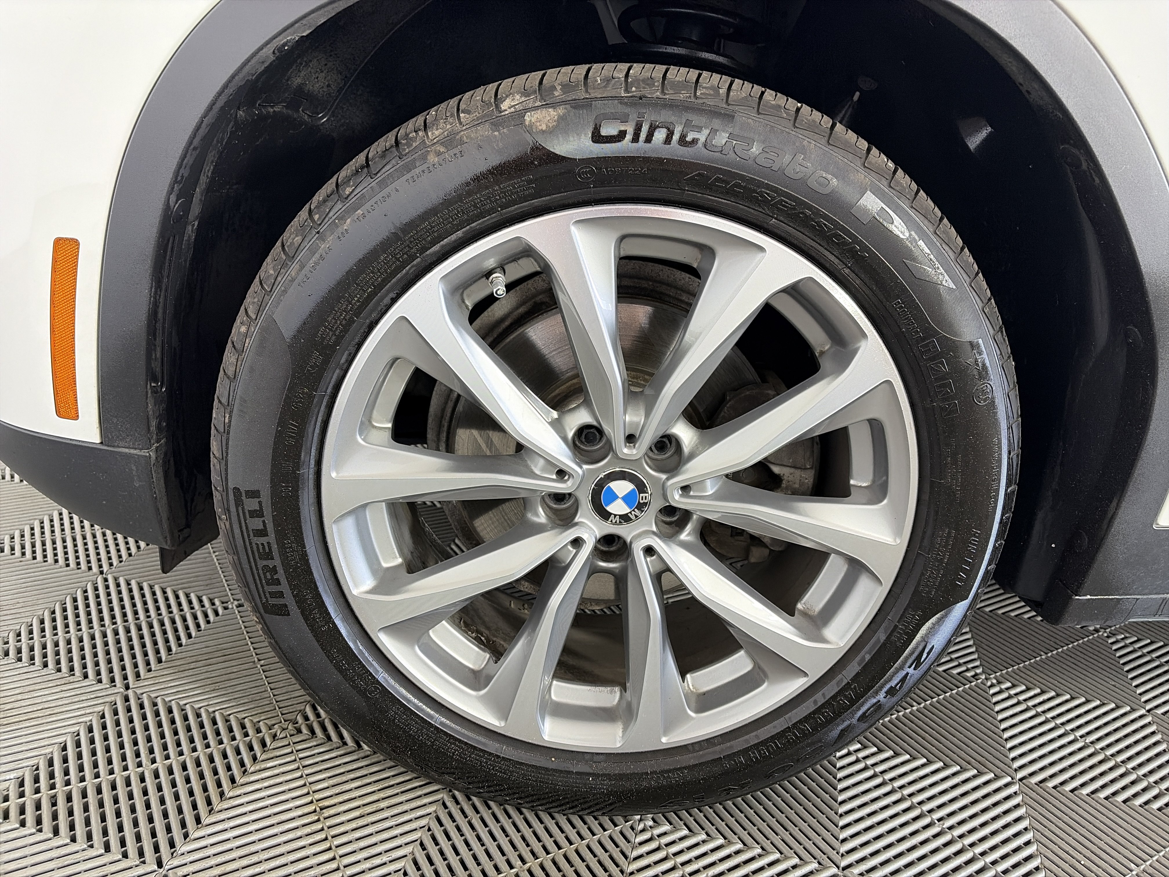 Used 2018 BMW X3 xDrive30i AWD/4WD image 12