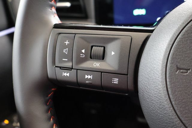 New 2026 Nissan Kicks SR w/ SR Premium Package AWD/4WD image 16