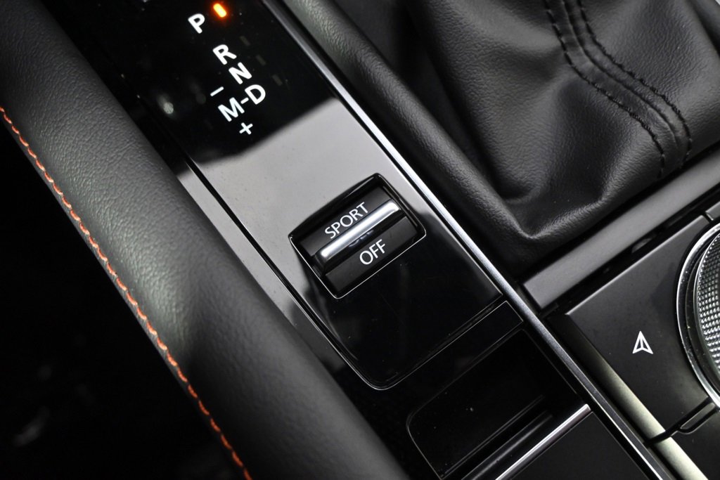 Certified 2025 MAZDA MAZDA3 Carbon image 34