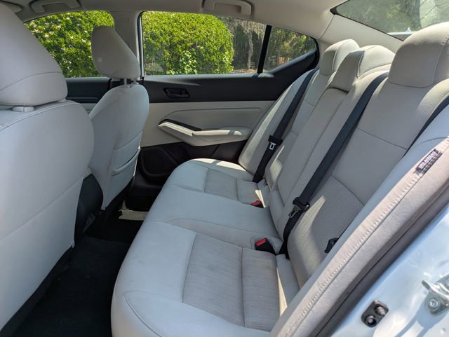 Used 2025 Nissan Altima 2.5 SV FWD image 18