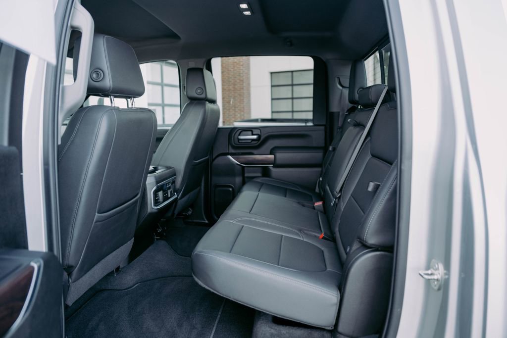 Used 2021 GMC Sierra 2500 SLT w/ SLT Convenience Package image 14