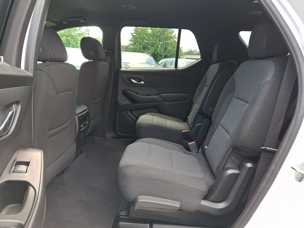 Certified 2023 Chevrolet Traverse LT AWD/4WD image 10
