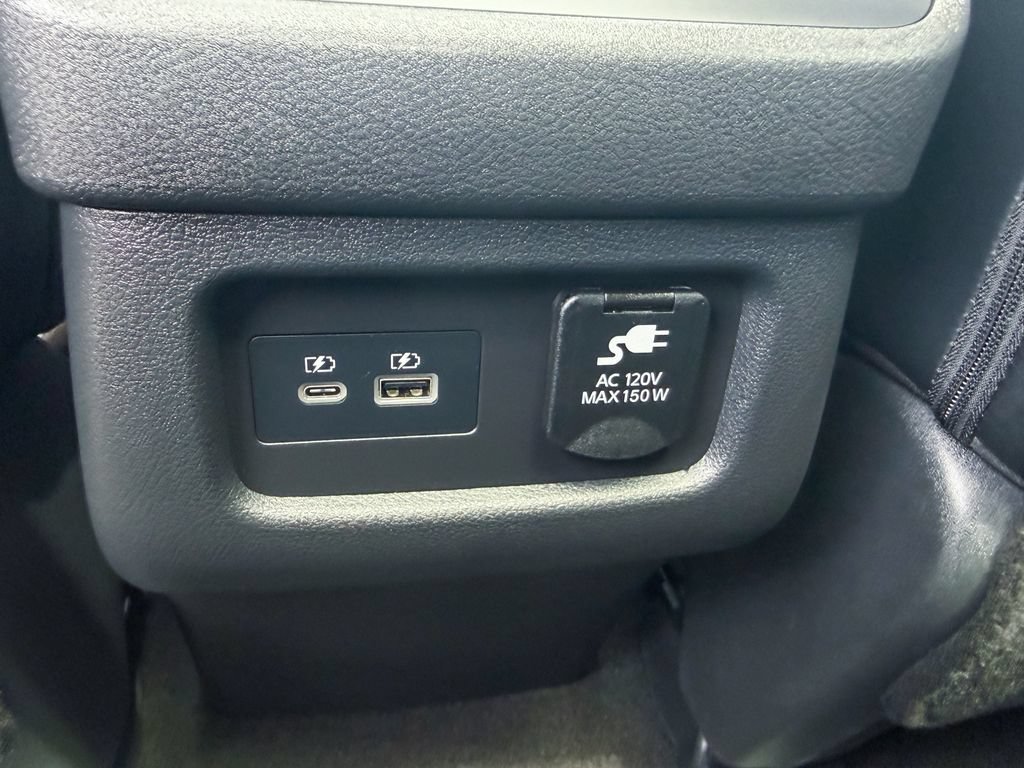 Certified 2023 Nissan Pathfinder Platinum AWD/4WD image 39