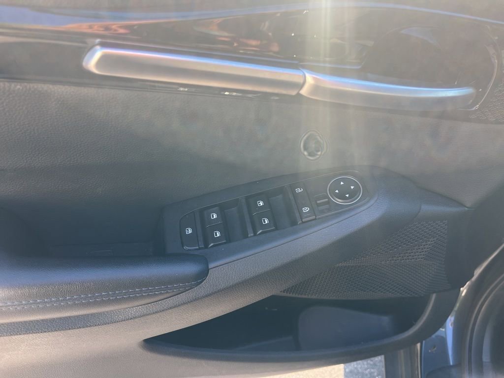 Used 2022 Kia Seltos S image 12