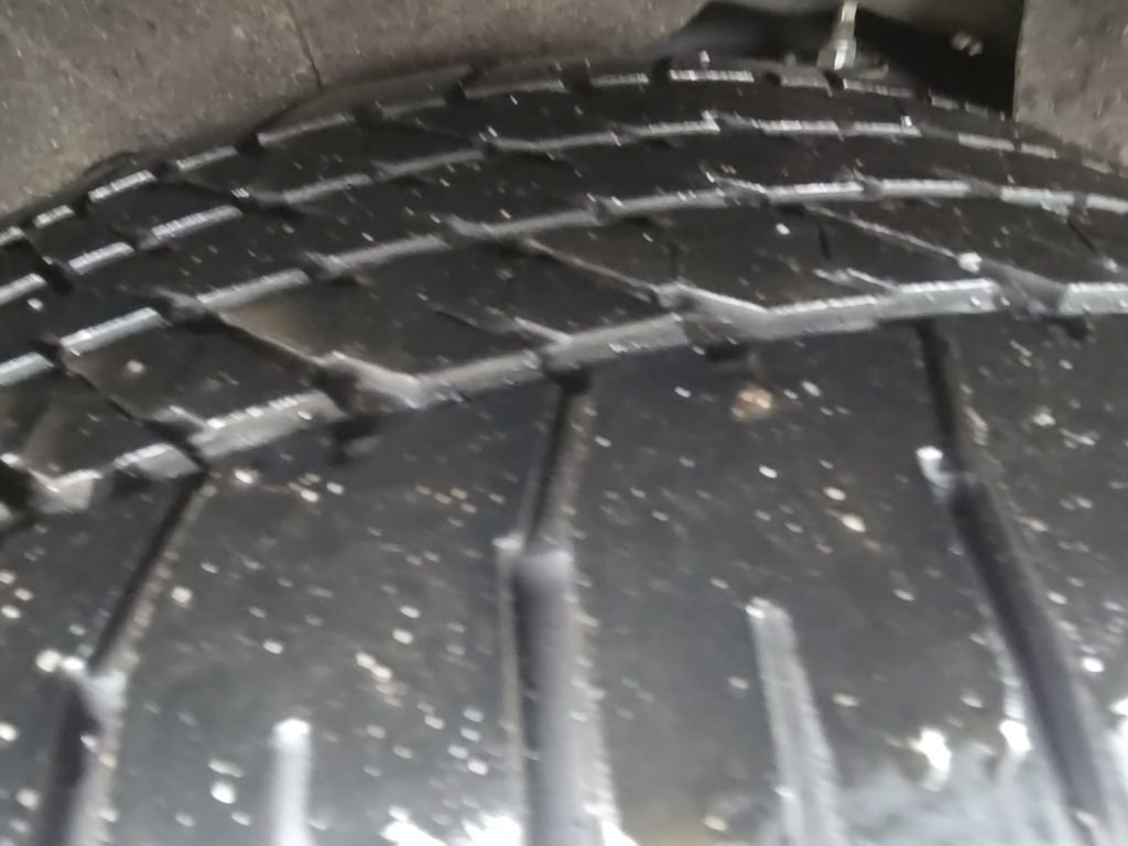 Used 2024 Nissan Armada SL w/ Captain's Chairs Package image 47