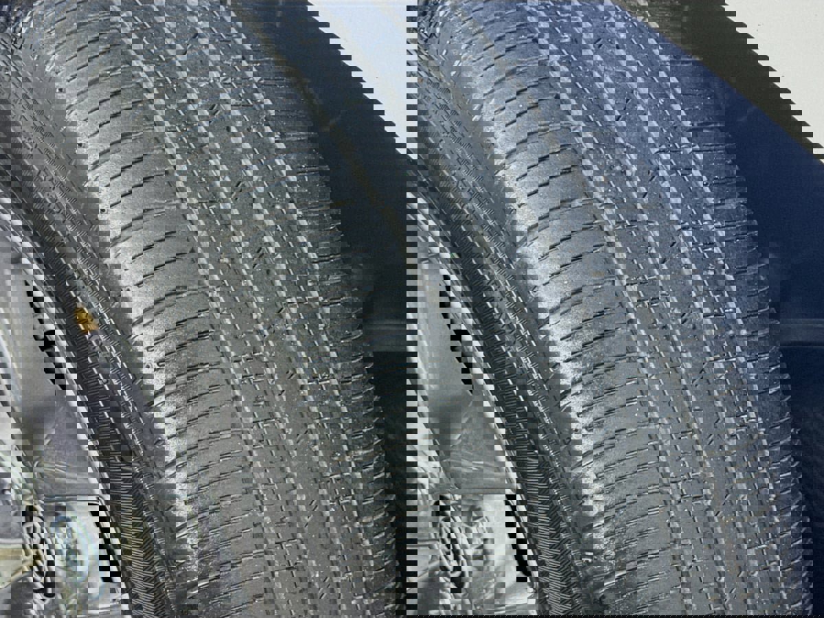 Used 2024 Toyota Sienna XLE image 39