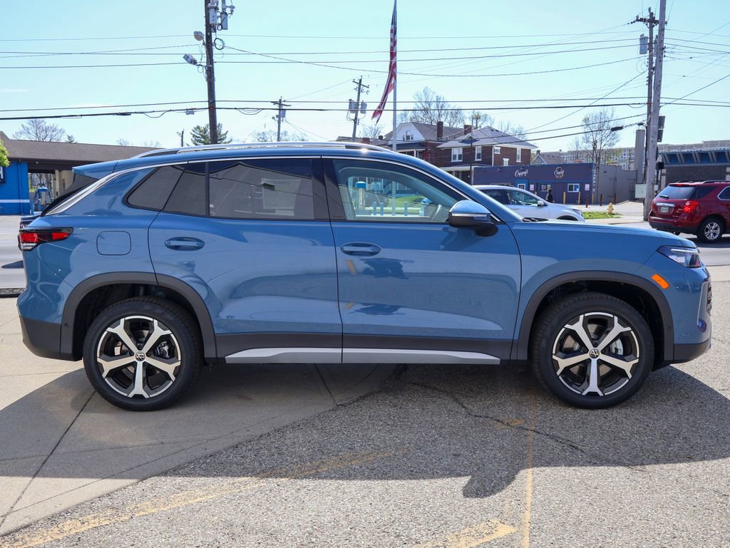 New 2026 Volkswagen Tiguan SE AWD/4WD image 6