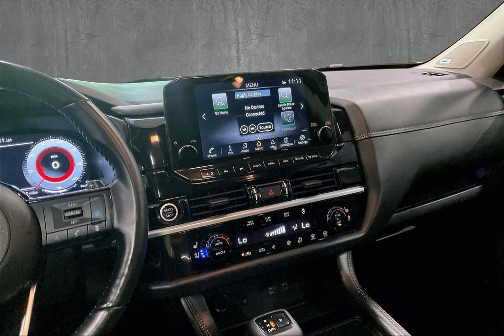 Used 2022 Nissan Pathfinder Platinum w/ Cargo Package AWD/4WD image 9