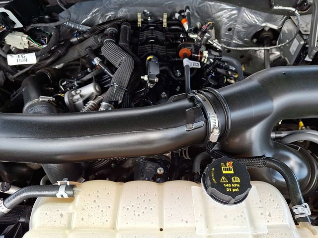 Used 2025 Ford Expedition Active image 27