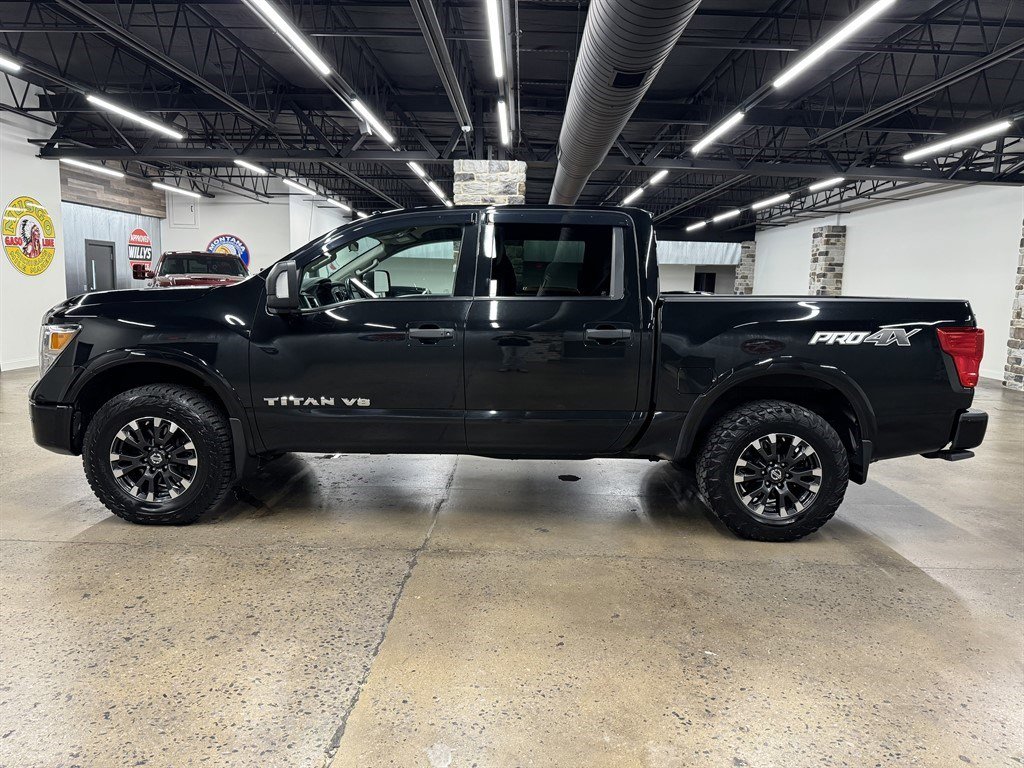 Used 2019 Nissan Titan PRO-4X w/ Pro-4x Utility Package AWD/4WD image 4