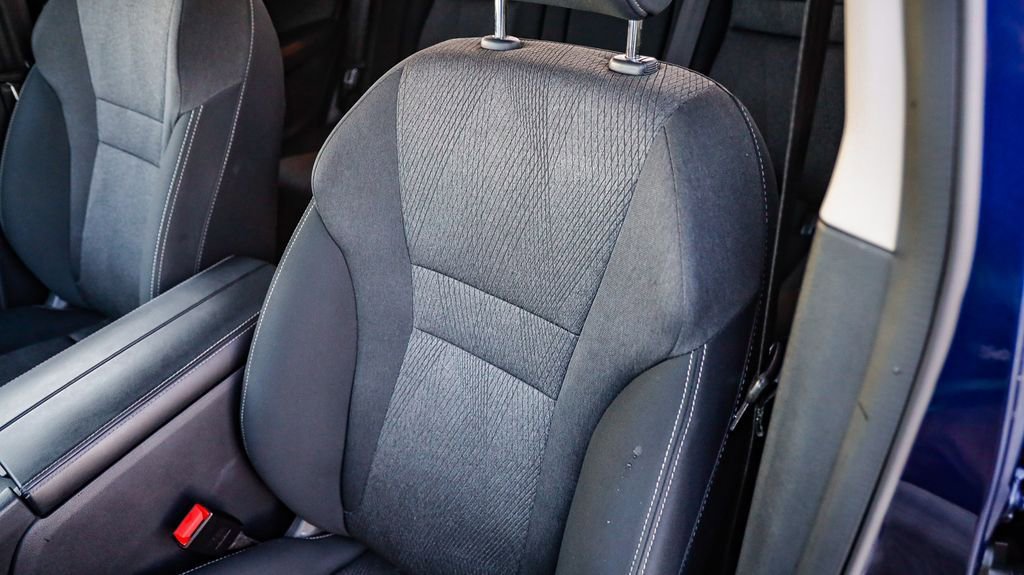 Used 2024 Nissan Rogue SV image 25