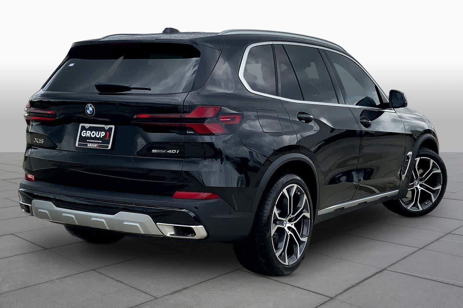 Used 2026 BMW X5 sDrive40i w/ Climate Comfort Package RWD image 12