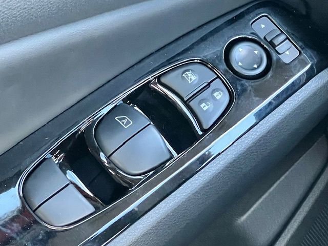 New 2025 Nissan Altima 2.5 SR AWD/4WD image 27