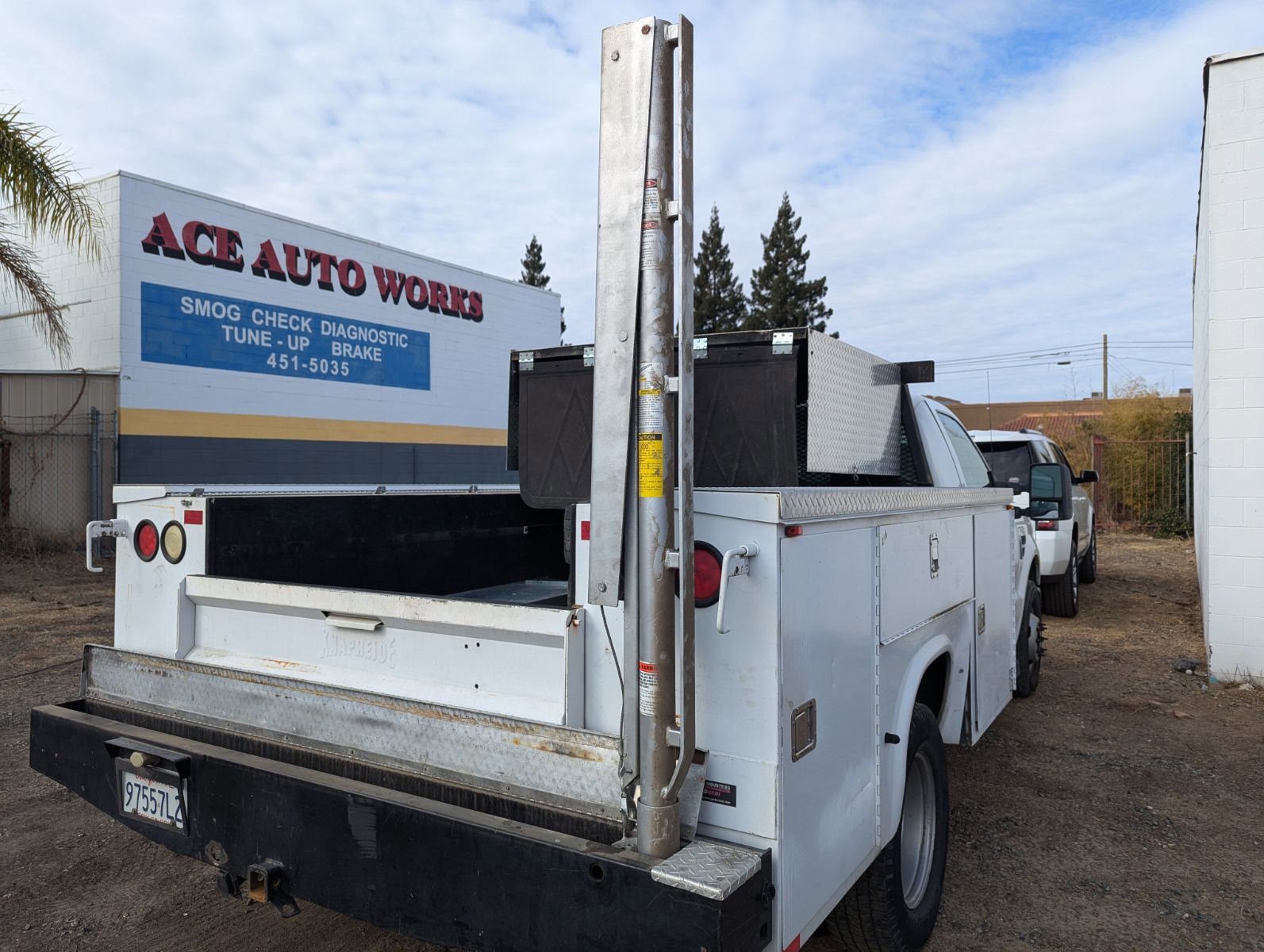 Used 2008 Ford F350 XL image 12